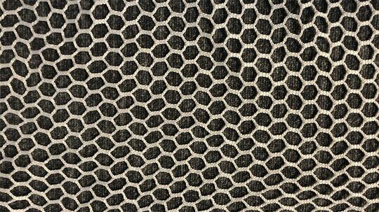 Better load distribution and lower shrinkage with Hexagonal mesh design -  AKVA group